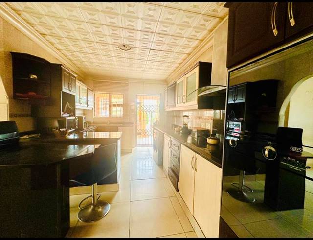 3 BEDROOM HOUSE FOR SALE IN AVOCA HILLS